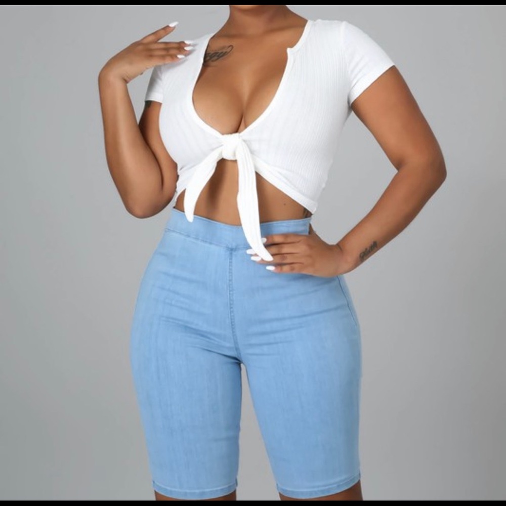 Tie Crop Top